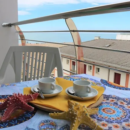 Modern Flat With Sea View-beahost * 비비오네